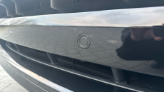 Land Rover Discovery 3.0 D300 R-Dynamic HSE 5dr Auto Diesel Station Wagon